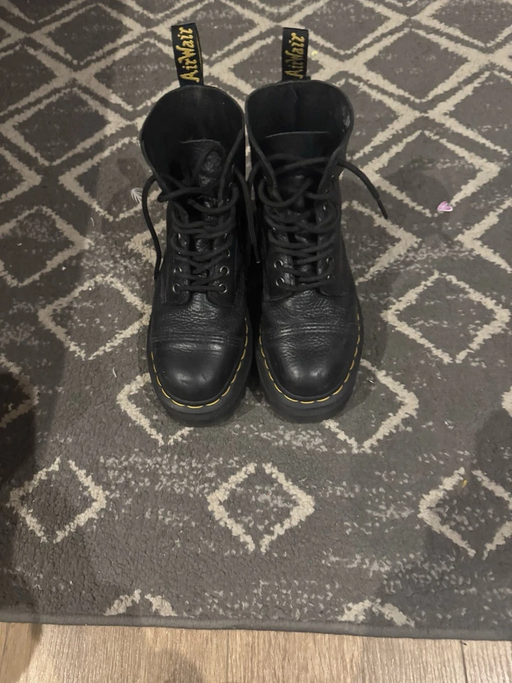 Doc Martens Jadon Animal Clash Leather Platform Boots Size UK 6.5 EU 40, photo 1 of 5