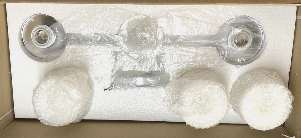 MOEN Iso 21" Cromo Ancho 3 Globos Tocador Luz Baño 💲 DN0763CH Foto 4 de 4