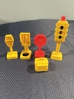 Vintage 5 Pieces Fisher Price Little People Family Main Street Parts Lot 1986