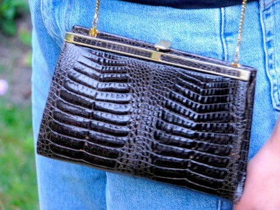 Nachlass: Exotique IRV Damen Kroko Abendtasche in Grau mit Gold