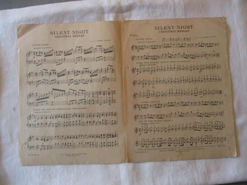 Silent Night Christmas Medley for Violin & Piano arranged by Albert Harvey 1923 - Picture 7 of 11