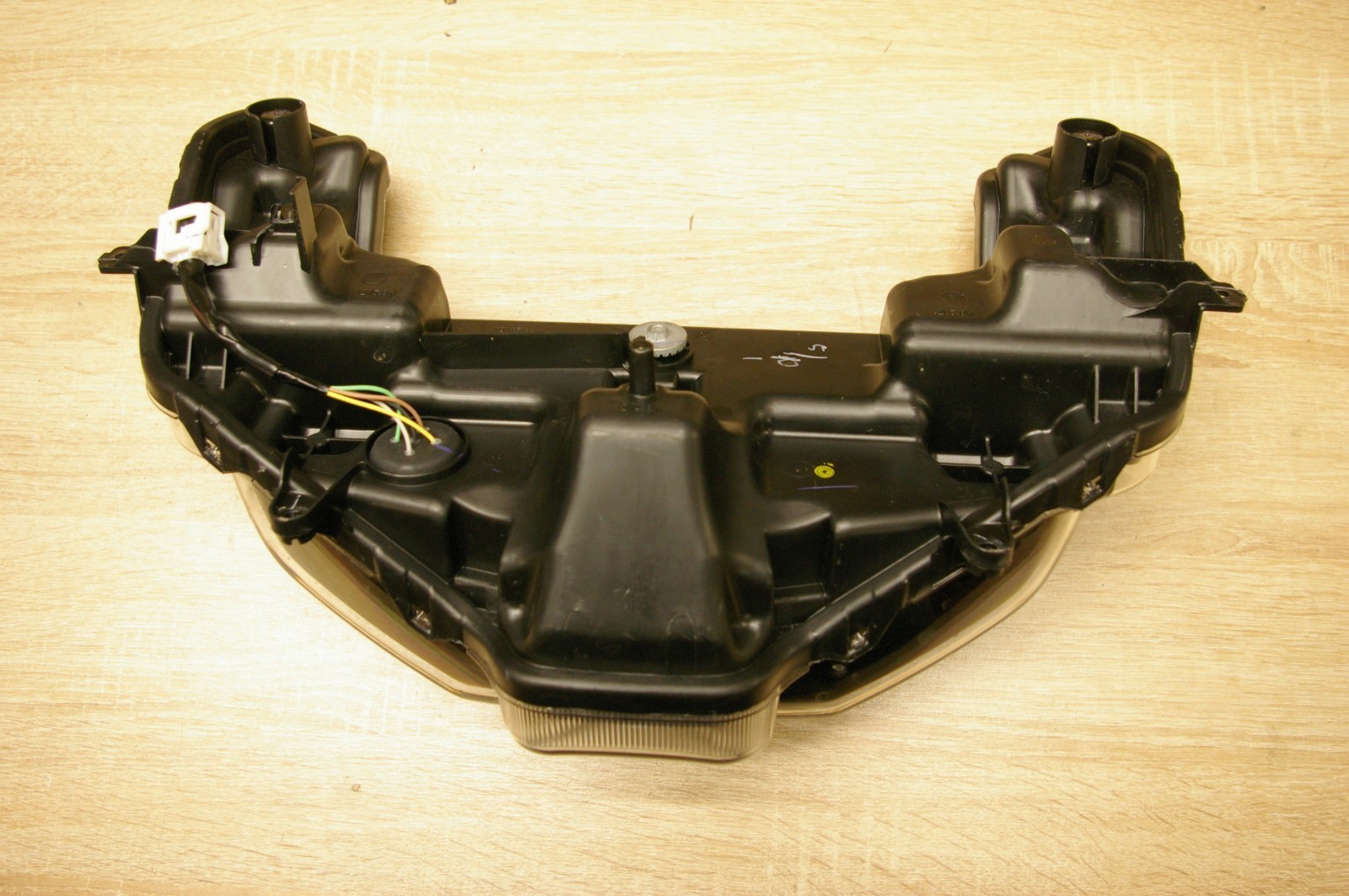 Picture 2 of 8