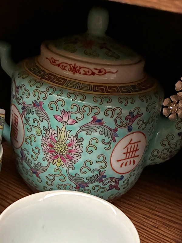 Chinese Teal Green Famille rose Teapot Tea Set with Matching Cups mon shou