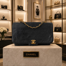 100% AUTHENTIC CHANEL Medium Lambskin Diana Flap Handbag Black Crossbody