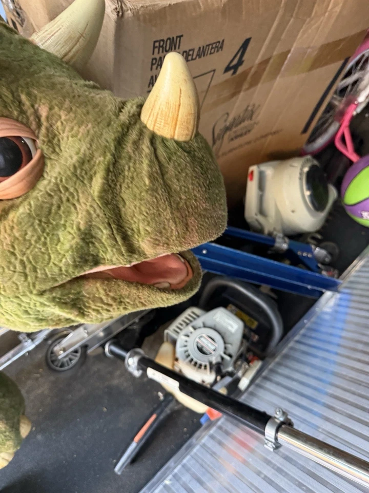 Vintage Playskool Kota Triceratops Interactive Animated Child Ride On Dinosaur. - Image 3 of 4