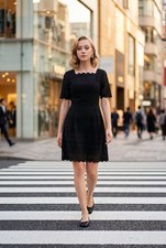 Banana Republic Women Black Fit & Flare Scallop Laser Cut Dress SZ 0