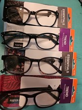4 Pack Foster Grant Readers 2.50 Strength Assorted Styles With Cases