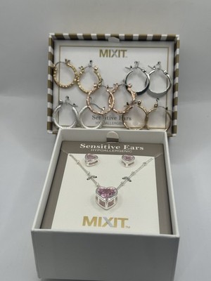 2 Mixit Jewelry Set new in box. 