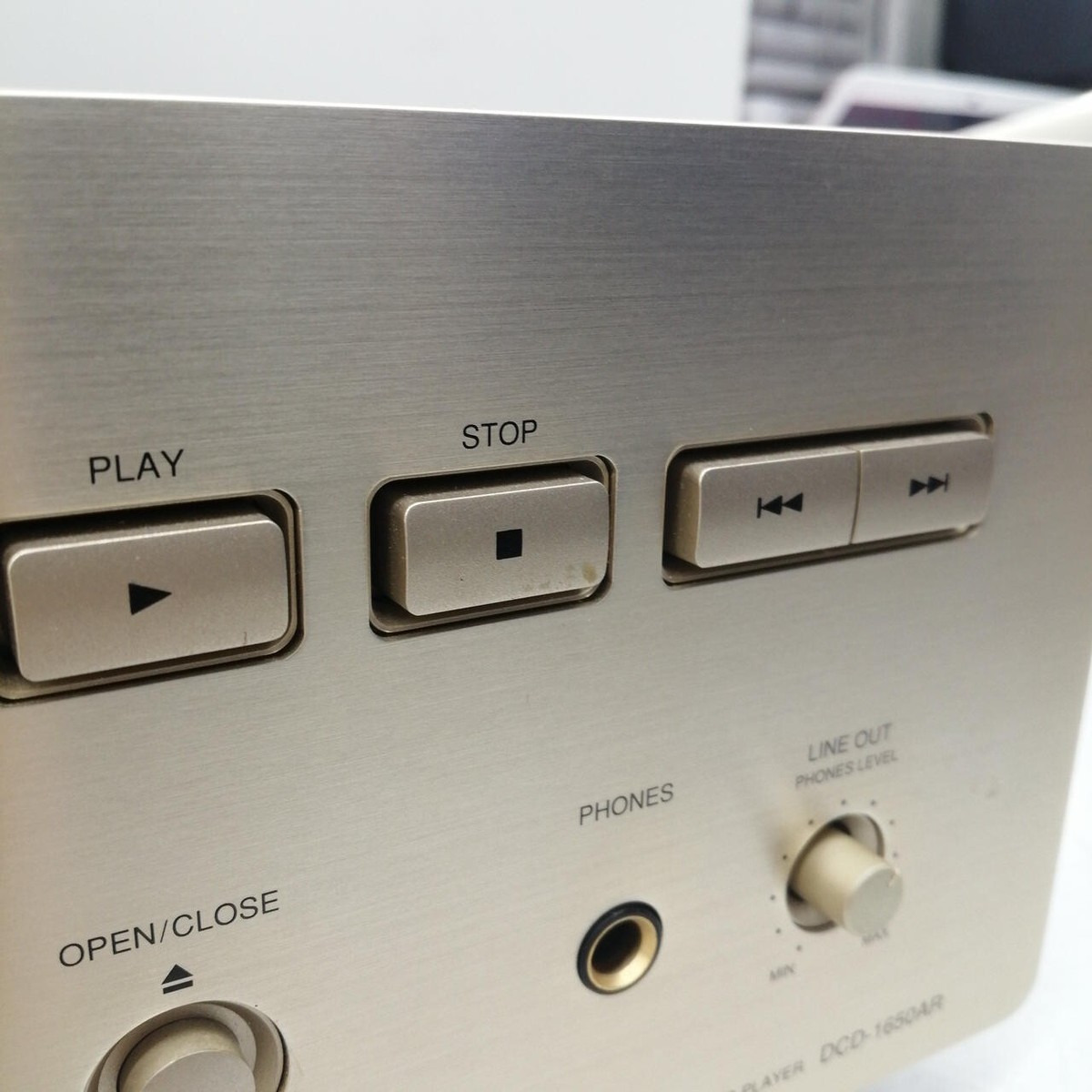 DENON DCD-1650AR PCM Audio Technology CD Player Processor