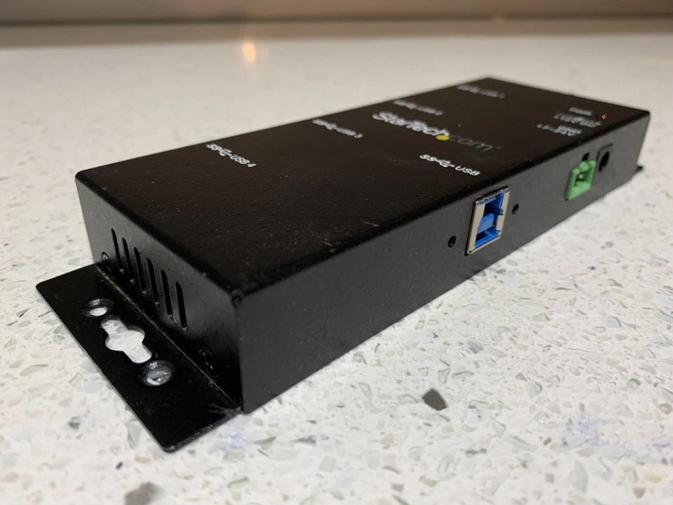 StarTech 4-Port Industrial USB 3.0 Hub with ESD Protection - Image 4 of 4