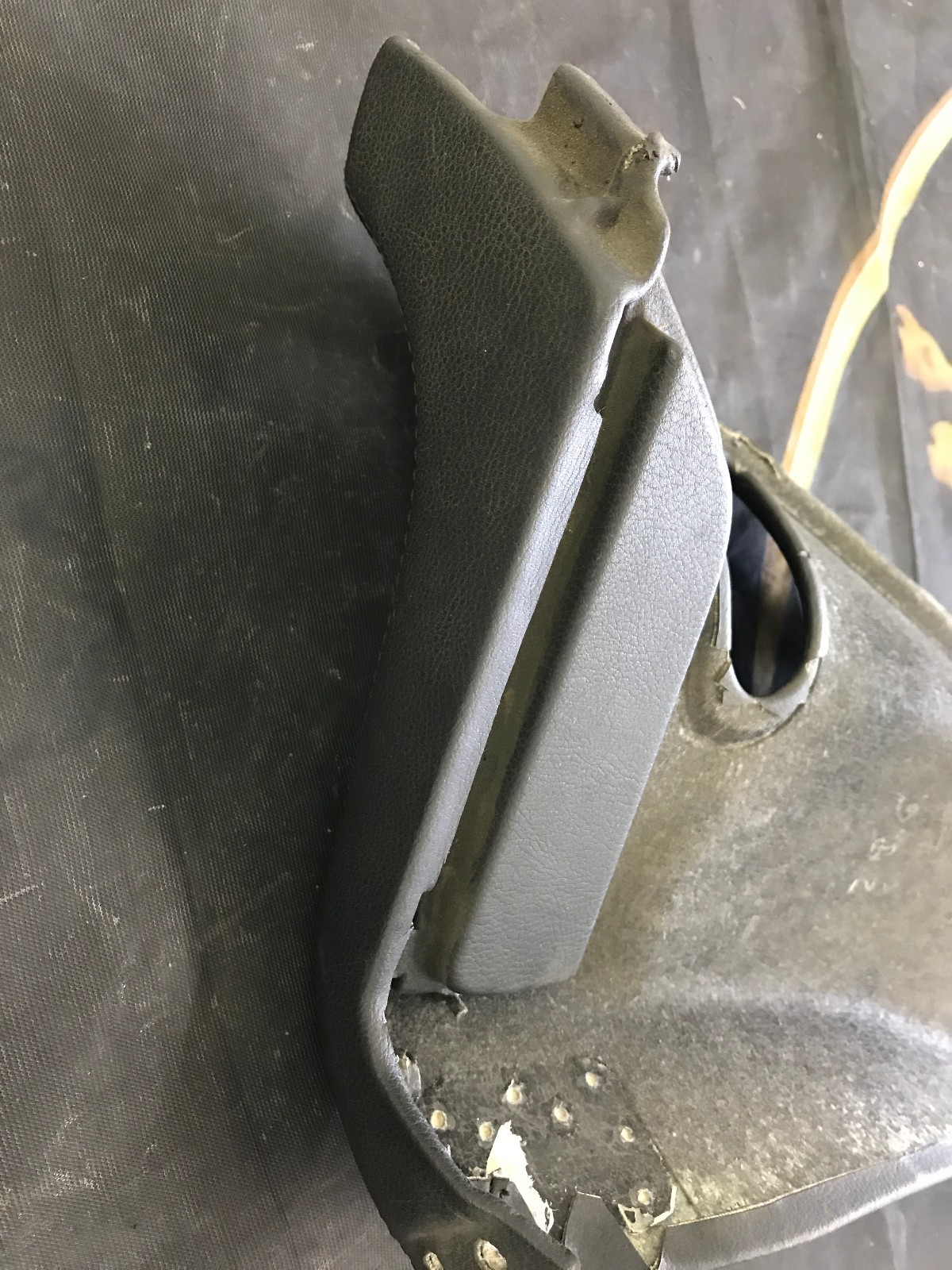 LAMBORGHINI GALLARDO SPYDER DRIVER LEFT SIDE INTERIOR PILLAR OEM 407868257F