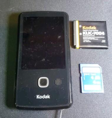Kodak Playtouch Zi10 HD Video Camera  w/ 4GB CARD / BATTERY