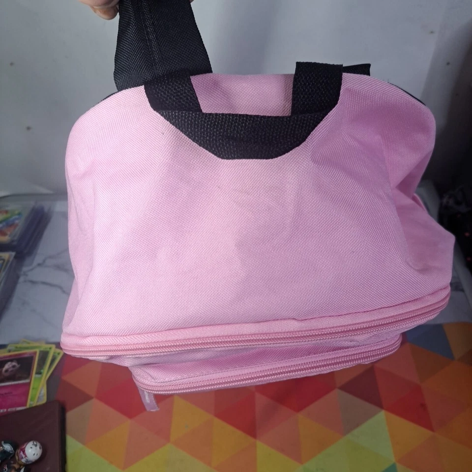 Рюкзак дорожный Wisconsin Badgers официально лицензированный розовый и белый NCAA Sports - Изображение 3 из 4