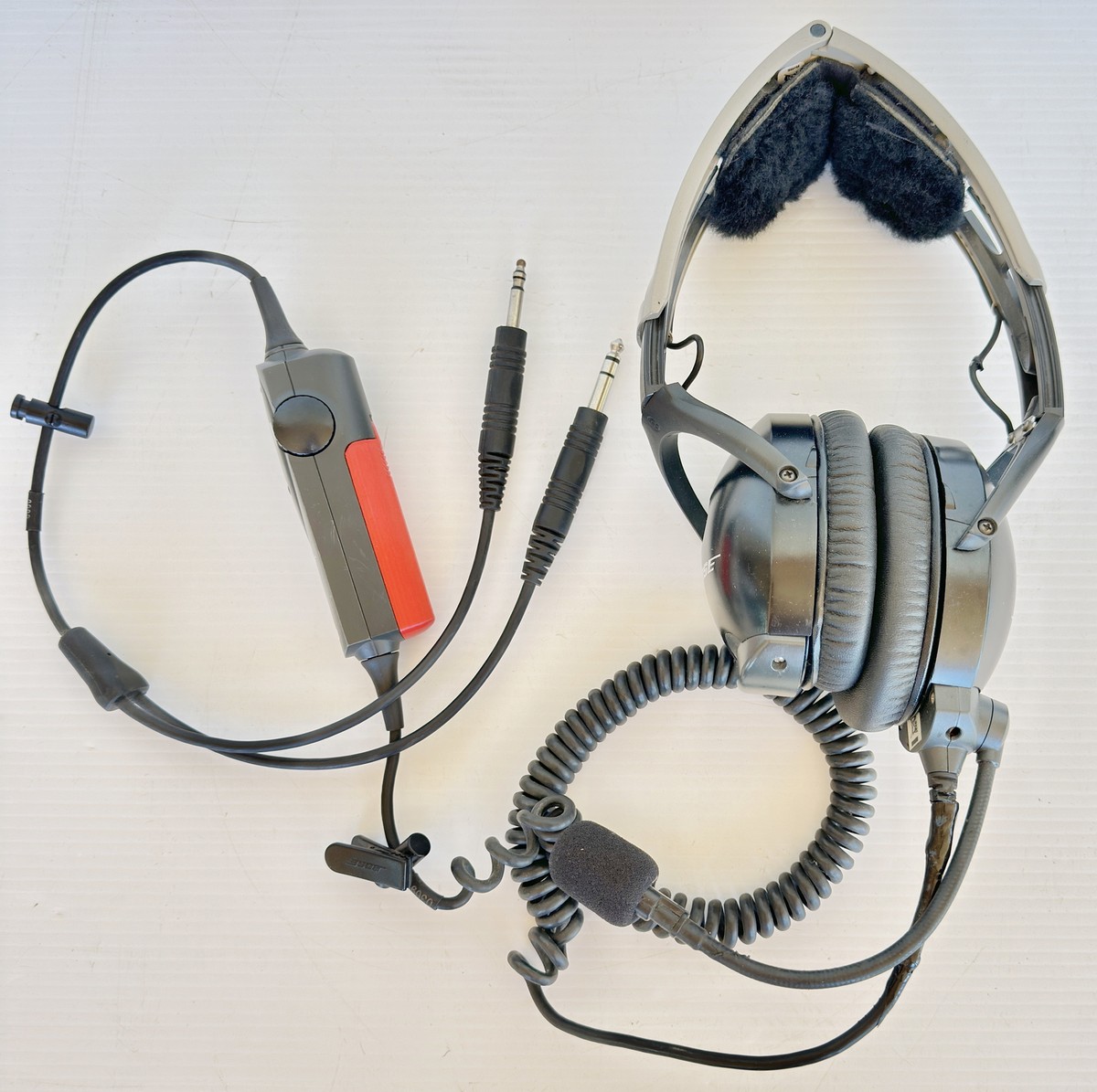Bose X A10 Noise Cancelling Aviation Aircraft Headset - Twin Bose X A10 Noise Cancelling Aviation Aircraft Headset - Twin