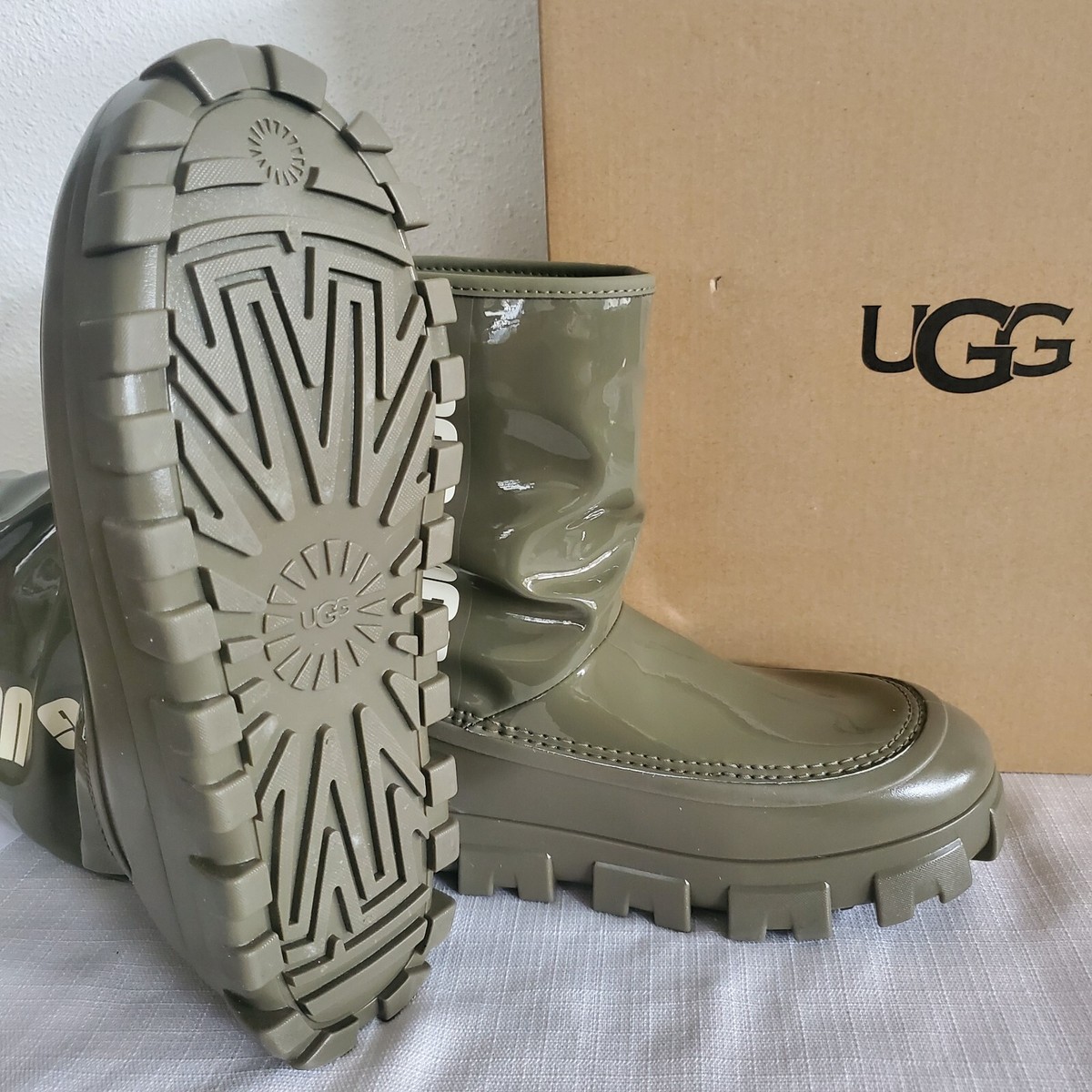 ☆【UGG】☆W Classic Brellah Mini Rain Boot☆Burnt Olive☆ UGG-W CLASSIC BRELLAH MINI-BURNT OLIVE-5 : Amazon.ca