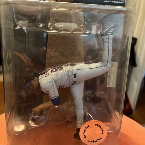 Johan Santana McFarlane 2009 Wave 1 New York Mets Grey Road Jersey Variant