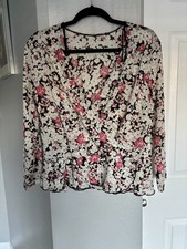 Women  s Top M White Floral V Neck Ruffles Long Sleeve
