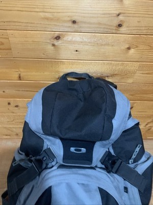 Vintage Men's Oakley Gearbox LX Software Backpack Y2K Skater