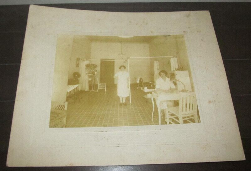 Large Cabinet Photo 10" x 12" New York Medical Facility or Beauty Salon Manicure