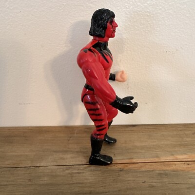 WWE プロレス ケイン 本物サイン入り s-l400.jpg