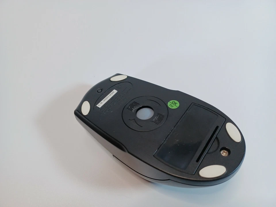 MI Micro Innovations Wireless Optical Mouse With Scroll Wheel NO RECEIVER - Image 2 of 3