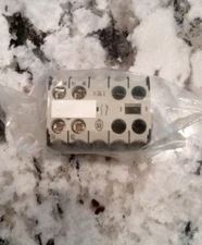 KLOCKNER MOELLER 11 DIL E AUXILLARY CONTACT BLOCK