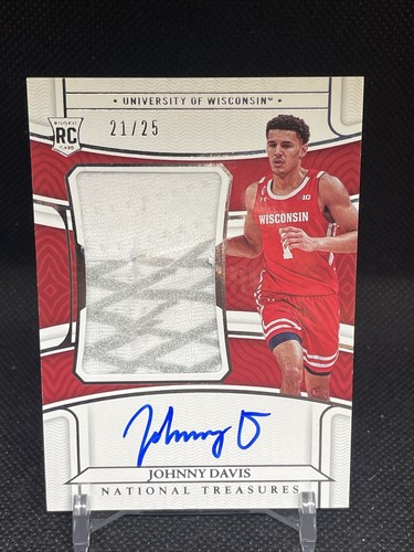 Johnny Davis [Material Signature] #39 2022 Panini National Treasures Collegiate card