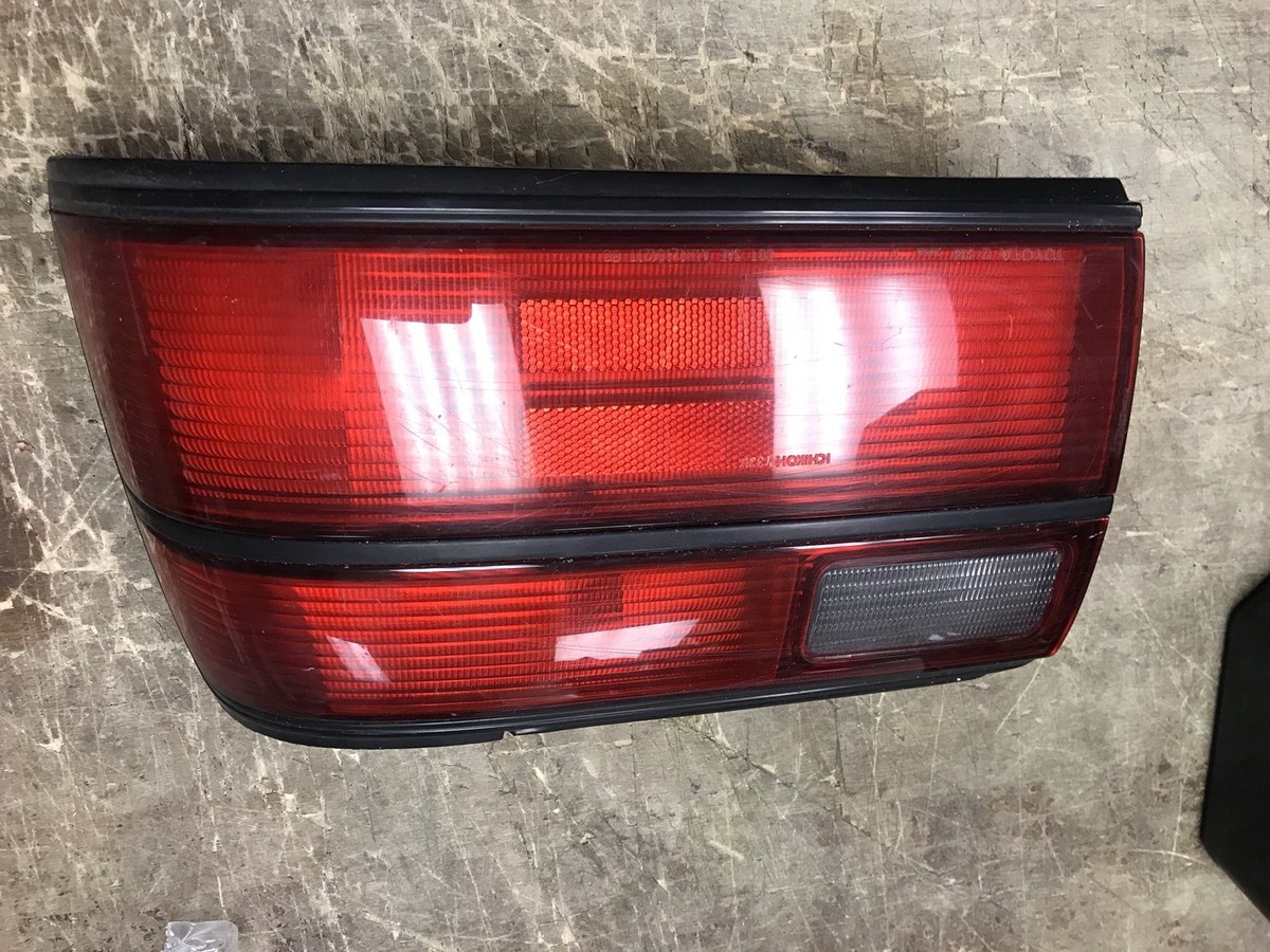 Toyota 12-336 Taillight | eBay