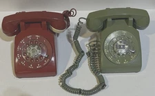 2 VINTAGE BELL SYSTEMS RED & GREEN RETRO TELEPHONES PHONE LOT