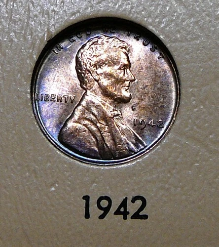 1942 Lincoln Cent - Vividly Toned Unc / Uncirculated (AO1)