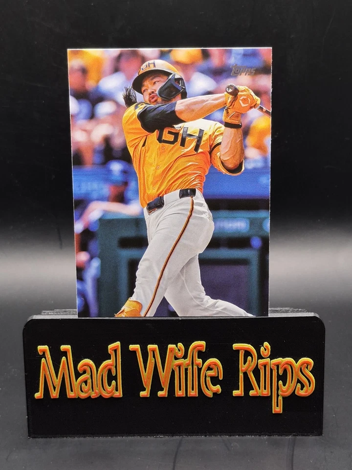 2025 Topps #168 Connor Joe TRUE PHOTO VARIATION SSP!  Pittsburgh Pirates ☠️ ⚾️  - Image 3 of 4