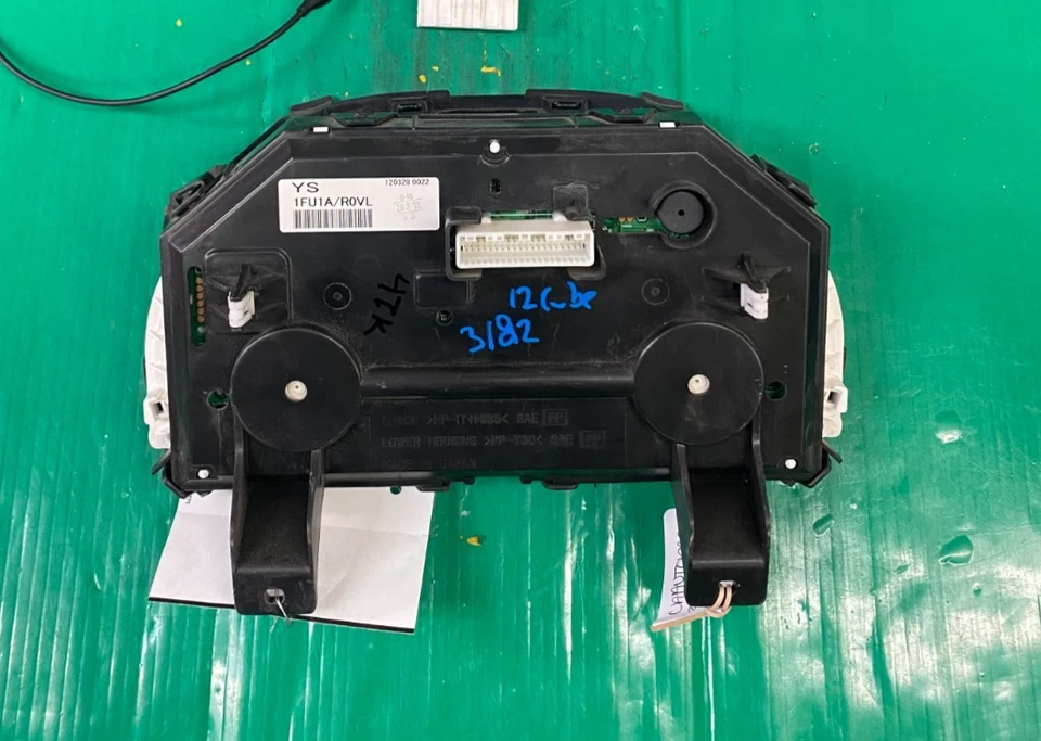 Cuadro de instrumentos velocímetro Nissan Cube 2010 47 k millas 120328 0022 Foto 3 de 3