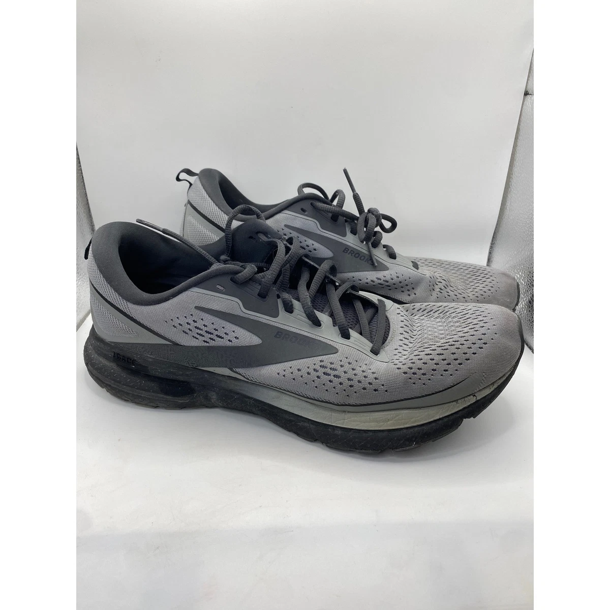 Brooks Trace 2 Low Black for sale | eBay