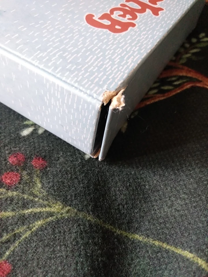 Father Ted - The Definitive Collection (DVD, 2007) - Image 4 of 4