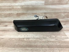 LAND ROVER LR4 OEM REAR TRUNK TAILGATE LID MOLDING HANDLE LATCH WTH CAMERA 10-16