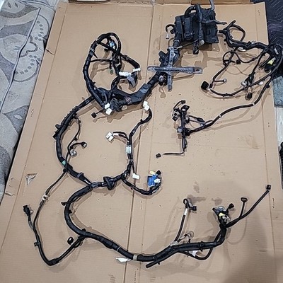 Engine Bay Wire Harness Fuse Box Assembly Lexus 10-12 Hs250h oem