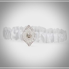 DAVID TUTERA WHITE STRETCH LACE GARTER RHINESTONES PEARLS CRYSTAL NEW