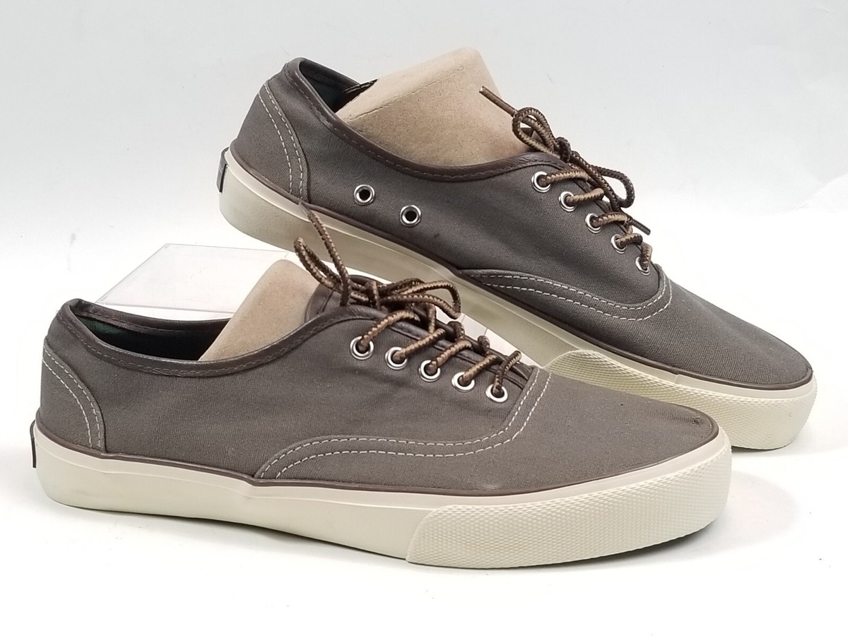 American Eagle Outfitters Men' s Army Green Canvas Sneakers Size