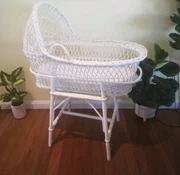 wicker bassinet stand
