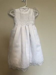 white blessing dress