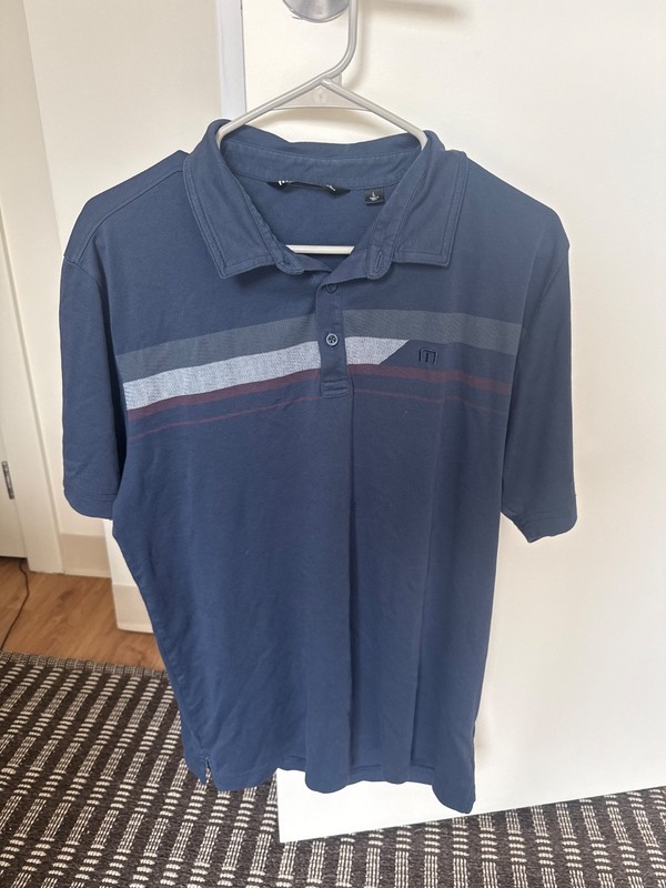 Travis Matthew Shirt Men L blue Polo Golf Outdoor