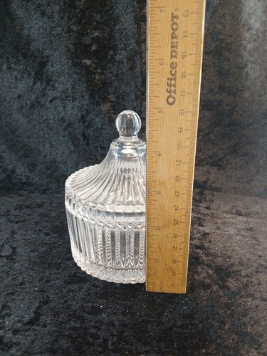 Mikasa Diamond Lidded Candy Dish 5 Inches Tall - Picture 8 of 8