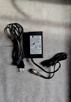 Qili Power Ladegerät 12V 3A (3000mA) mit 3-Pin XLR-Stecker + Netzkabel