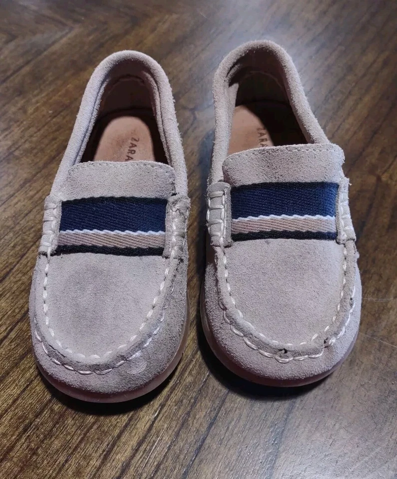 Zapatos Mocasines Zara Bebé Niño Talla 5.5 Tostados Cuero Gamuza Genuino Sin Cordones Hechos en España Foto 2 de 4