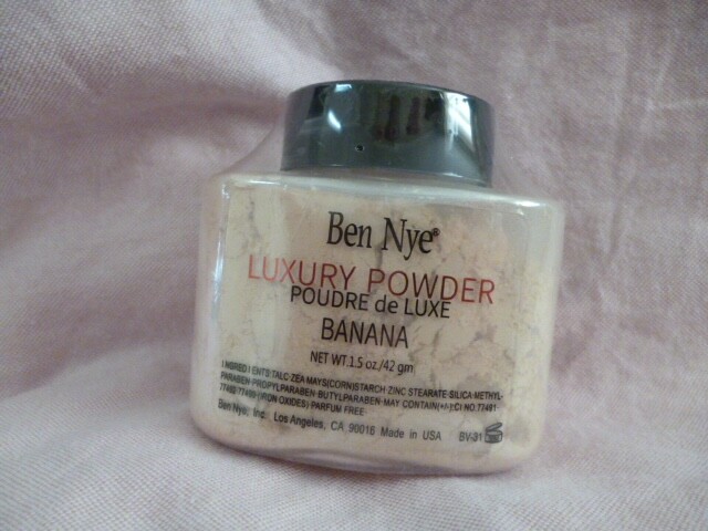 Poudre De Banane Ben Nye Ben Nye Luxury Banana Powder Review