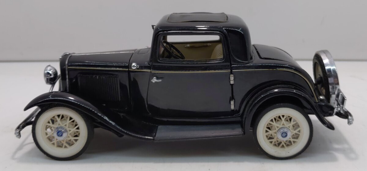 正規販売店】 FRANKLIN MINT フランクリンミント 1/24 Ford フォード