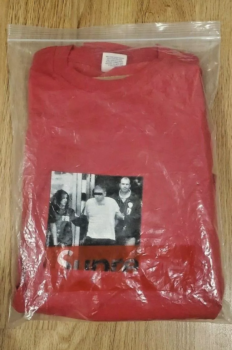 T shirt vintage Supreme Illegal Business avec sac suprême look neuf Graal skateboard XL
