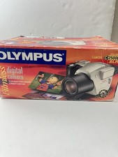 Olympus CAMEDIA C-2500L 2.5MP Digital SLR Camera needs batteries