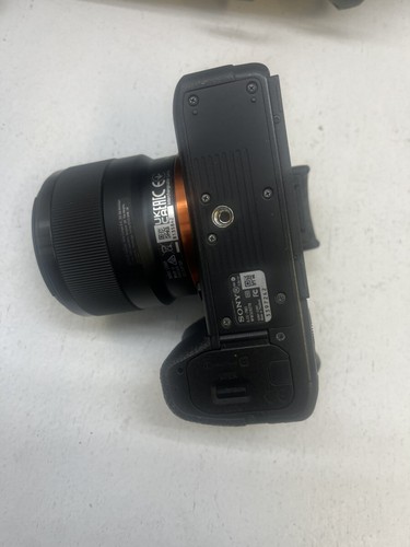 Sony ILCE-7M2 Alpha a7 II Mirrorless Digital Camera Kit + Bags & Extras - Picture 5 of 11