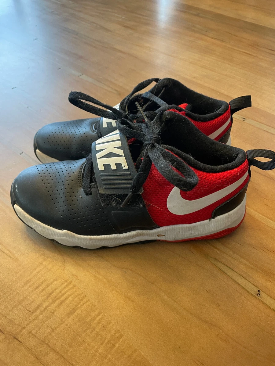 Nike team hustle d8 jr top